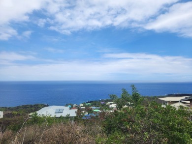 Beach Lot For Sale in Captain Cook, Hawaii