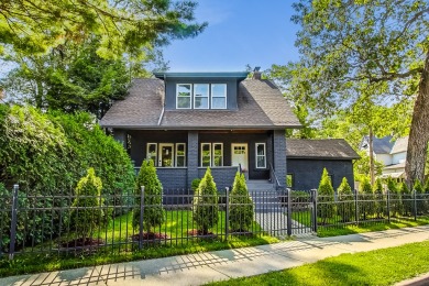 Beach Home Sale Pending in Wilmette, Illinois