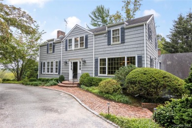 Beach Home Sale Pending in Laurel Hollow, New York