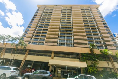 Beach Condo Sale Pending in Honolulu, Hawaii
