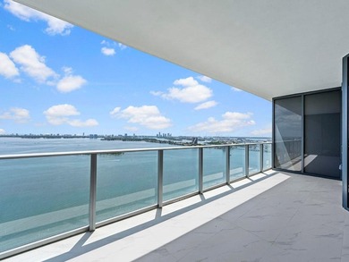 Beach Condo For Sale in Miami, Florida