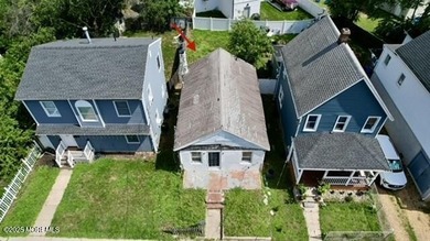 Beach Home Sale Pending in Keansburg, New Jersey