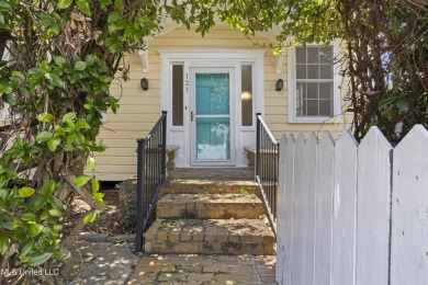 Beach Home For Sale in Pass Christian, Mississippi