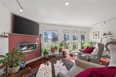 Beach Condo Sale Pending in Virginia Beach, Virginia