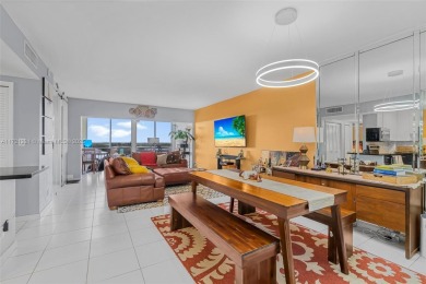 Beach Condo For Sale in Hollywood, Florida