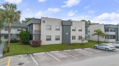 Beach Condo For Sale in Delray Beach, Florida