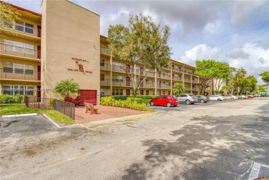 Beach Condo For Sale in Pembroke Pines, Florida