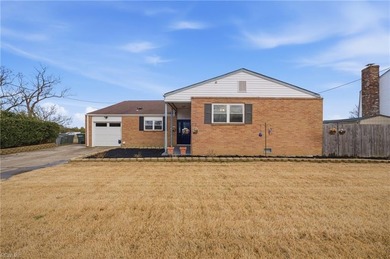 Beach Home For Sale in Hampton, Virginia