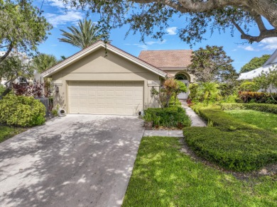 Beach Home For Sale in Jupiter, Florida