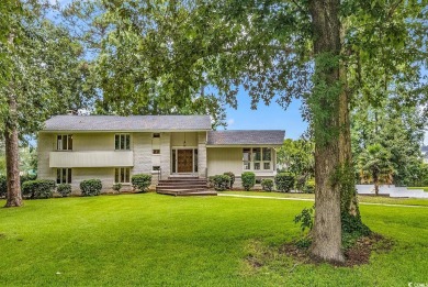 Beach Home For Sale in Myrtle Beach, South Carolina