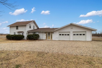Beach Home For Sale in Michigan City, Indiana
