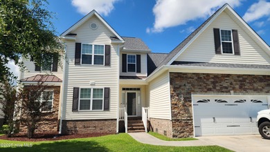 Beach Home For Sale in Beaufort, North Carolina