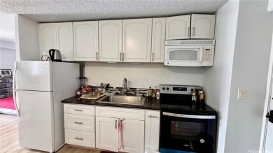 Beach Condo For Sale in Honolulu, Hawaii