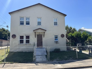Beach Home For Sale in West Palm Beach, Florida