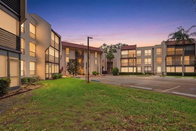Beach Condo For Sale in Tamarac, Florida