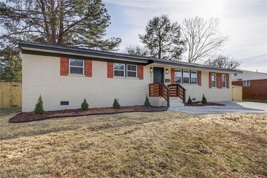 Beach Home Sale Pending in Virginia Beach, Virginia