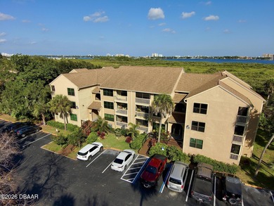 Beach Condo For Sale in Daytona Beach, Florida
