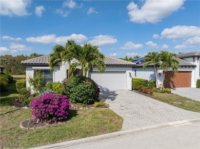 Beach Home For Sale in Fort Myers, Florida