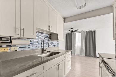 Beach Condo For Sale in Honolulu, Hawaii