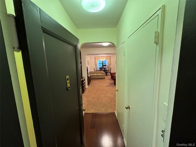 Beach Home Sale Pending in Forest Hills, New York