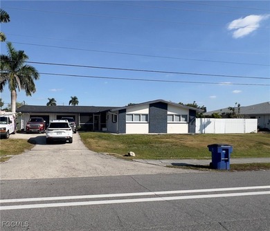 Beach Home For Sale in North Fort Myers, Florida