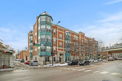 Condo For Sale in Chicago image photo picture