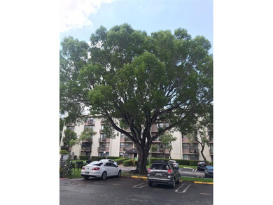 Beach Condo For Sale in Coral Springs, Florida