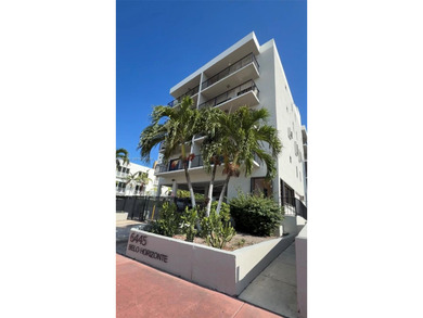 Beach Condo For Sale in Miami Beach, Florida