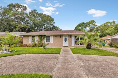 Beach Home For Sale in Biloxi, Mississippi