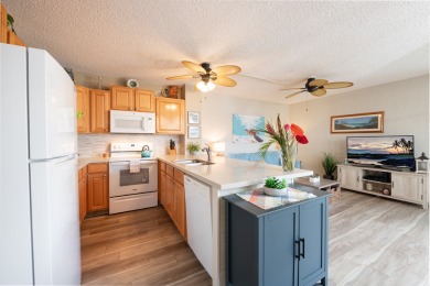 Beach Condo Active Under Contract in Kailua Kona, Hawaii