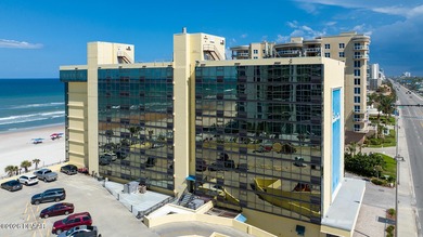 Beach Condo For Sale in Daytona Beach, Florida