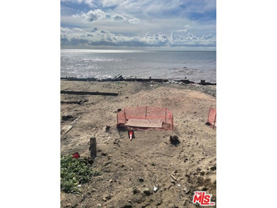 Beach Lot For Sale in Malibu, California