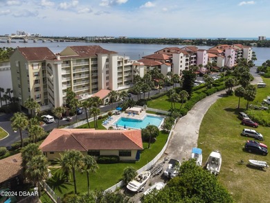 Beach Condo For Sale in Daytona Beach, Florida