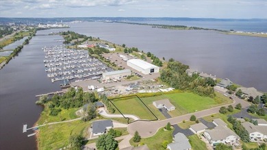 Beach Lot For Sale in Superior, Wisconsin
