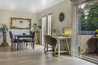 Beach Condo For Sale in Oakland, California