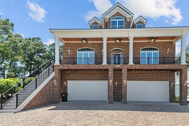 Beach Home For Sale in North Myrtle Beach, South Carolina