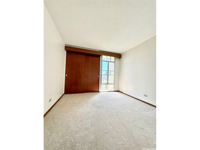 Beach Condo For Sale in Honolulu, Hawaii