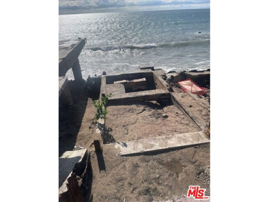 Beach Lot For Sale in Malibu, California