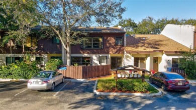 Beach Townhome/Townhouse For Sale in Hollywood, Florida