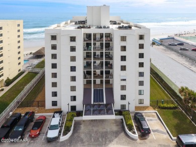 Beach Condo For Sale in Daytona Beach Shores, Florida