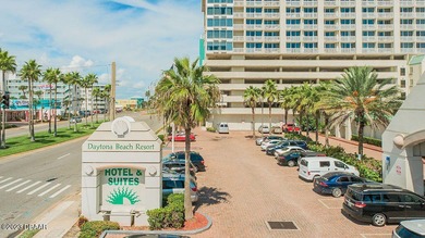 Beach Condo For Sale in Daytona Beach, Florida