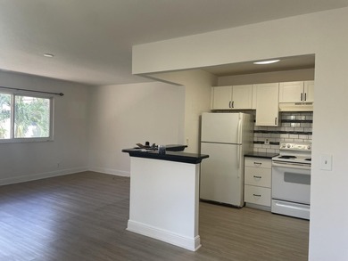 Beach Condo Sale Pending in Delray Beach, Florida