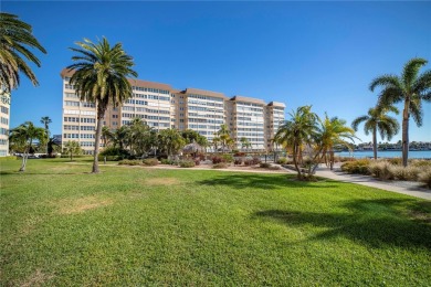 Beach Condo For Sale in St. Petersburg, Florida