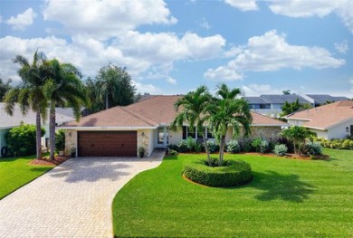 Beach Home Sale Pending in Bradenton, Florida