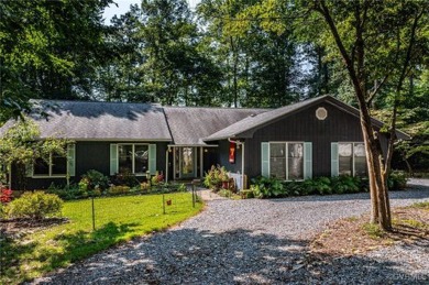 Beach Home Sale Pending in Weems, Virginia