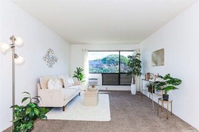 Beach Condo For Sale in Aiea, Hawaii