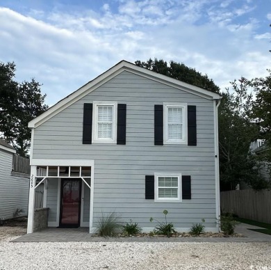 Beach Home For Sale in North Myrtle Beach, South Carolina