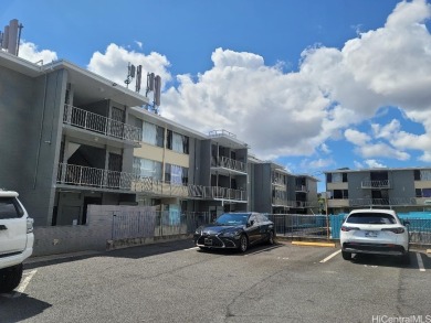 Beach Condo Active Under Contract in Waipahu, Hawaii