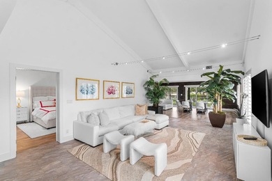 Beach Condo For Sale in Delray Beach, Florida