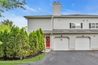 Beach Condo For Sale in Wall, New Jersey